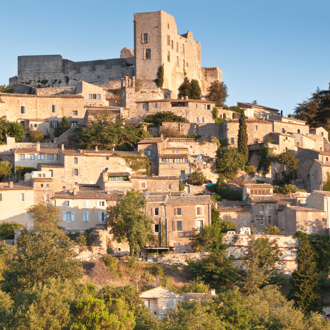 You are currently viewing Les plus beaux châteaux en Provence